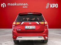 Käytetty Mitsubishi Outlander P-HEV Intense 135 HP (99 kW) 2019 Punainen Katumaasturi