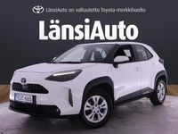 Käytetty Toyota Yaris Cross Active 116 HP (85 kW) 2022 Katumaasturi