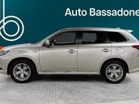 Käytetty Mitsubishi Outlander P-HEV Active 135 HP (99 kW) 2021 Katumaasturi