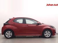 Käytetty Toyota Yaris Business Edition 114 HP (83 kW) 2023 Punainen Viistoperä