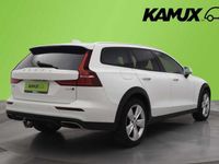 käytetty Volvo V60 CC D4 AWD aut / Tulossa myyntiin / Pa-lämmitin / Pilot Assist / Blis / Kamera /