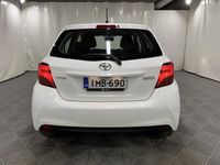 Käytetty Toyota Yaris Active 99 HP (72 kW) 2015 Viistoperä