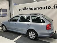 Käytetty Skoda Octavia Ambiente 105 HP (77 kW) 2011 Sininen Farmari