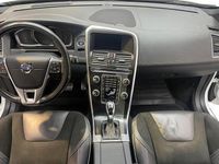 Käytetty Volvo XC60 Business Edition 220 HP (161 kW) 2016 Katumaasturi