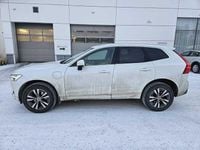 Käytetty Volvo XC60 Momentum 392 HP (288 kW) 2020 Valkoinen Katumaasturi