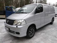 käytetty Toyota HiAce 2.5 D4-D 4x4,Ilmastointi, jakohihna vaihdettu 2024, täydellinen huoltohistoria