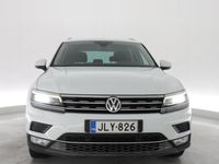 käytetty VW Tiguan Highline 2,0 TDI SCR 140 kW (190 hv) 4MOTION DSG ** Digimittaristo | ACC | Webasto | Vetokoukku | p.kamera **