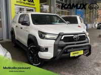 käytetty Toyota HiLux Double Cab 2.8 4WD Automatic invincible SIS