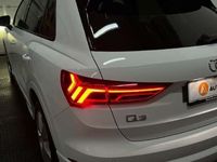 käytetty Audi Q3 Business S line 45 TFSI e 180 kW S tronic *HUIPPUVARUSTELTU YKSILÖ, KATSO ILMOITUS!*