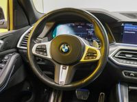 käytetty BMW X5 G05 xDrive45e A M-SPORT / Ilma-alusta / ACC / Vetokoukku / HUD / Panorama / 360° kamera / Laser-valot / Comfort Access