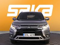 Käytetty Mitsubishi Outlander P-HEV Instyle 224 HP (164 kW) 2019 Katumaasturi