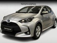Käytetty Toyota Yaris Active 114 HP (83 kW) 2023 Hopea Viistoperä