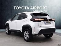 Käytetty Toyota Yaris Cross Edition 116 HP (85 kW) 2024 Valkoinen Katumaasturi