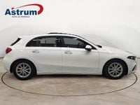 Käytetty Mercedes A180 Business 136 HP (100 kW) 2019 Musta Viistoperä