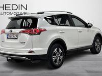 Käytetty Toyota RAV4 Hybrid Style 155 HP (114 kW) 2017 Valkoinen Katumaasturi