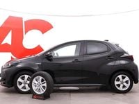 Käytetty Toyota Yaris Hybrid Active 116 HP (85 kW) 2021 Musta Viistoperä