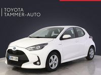 Käytetty Toyota Yaris Business Edition 114 HP (83 kW) 2021 Valkoinen Viistoperä