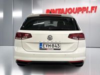 Käytetty VW Passat 150 HP (110 kW) 2020 Valkoinen Farmari