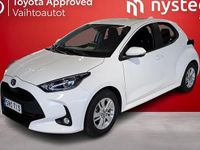 Käytetty Toyota Yaris Hybrid Active 116 HP (85 kW) 2024 Valkoinen Viistoperä