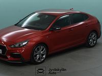 Käytetty Hyundai i30 N Line 140 HP (102 kW) 2020 Punainen Viistoperä