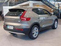 Käytetty Volvo XC40 Inscription 180 HP (132 kW) 2021 Harmaa Katumaasturi