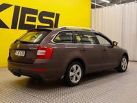 Käytetty Skoda Octavia Elegance 180 HP (132 kW) 2013 Farmari