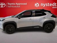 Käytetty Toyota Yaris Cross 116 HP (85 kW) 2024 Hopea Katumaasturi