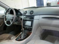 käytetty Mercedes CLK200 Kompressor Cabriolet 2d Elegance*sähkökatto*nahkaverhoilu*automaattiilmastointi*19''erikoisvanteet*syyshintaan!!!