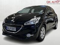 Käytetty Peugeot 208 82 HP (60 kW) 2015 Musta Viistoperä