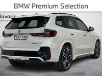 käytetty BMW iX1 U11 30 xDrive M Sport // Ajoavustimet /