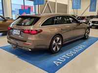 Käytetty Mercedes E300 Avantgarde 197 HP (144 kW) 2024 Ruskea Farmari