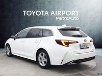 Käytetty Toyota Corolla Edition 140 HP (102 kW) 2023 Valkoinen Farmari