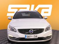Käytetty Volvo V60 Business Edition 136 HP (100 kW) 2013 Farmari