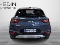 Käytetty Kia Stonic LX 101 HP (74 kW) 2024 Sininen Katumaasturi