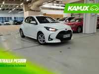 Käytetty Toyota Yaris Hybrid Active 116 HP (85 kW) 2023 Valkoinen Sedan