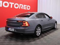 Käytetty Volvo S90 Momentum 150 HP (110 kW) 2020 Sedan