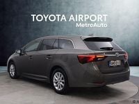 Käytetty Toyota Avensis Multidrive S 147 HP (108 kW) 2017 Harmaa Farmari