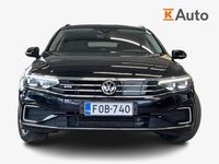käytetty VW Passat Variant GTE Plug-In Hybrid 160 kW DSG / 2.om Suomi-auto / IQ-Led / Keyless / P-Kamera /