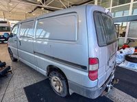 Käytetty Toyota HiAce 102 HP (75 kW) 2006 Hopea Van