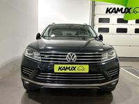 käytetty VW Touareg 3,0 V6 TDI 193 kW (262 hv) 4MOTION Tiptronic / Pa-lämmitin / Koukku / Sähköpenkit / Panorama / Nahat