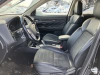 Käytetty Mitsubishi Outlander P-HEV 224 HP (164 kW) 2019 Katumaasturi