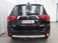 käytetty Mitsubishi Outlander P-HEV 4WD Automaatti 5P Plug-in Hybrid