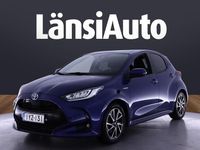 Käytetty Toyota Yaris Hybrid Style 116 HP (85 kW) 2020 Sininen Viistoperä