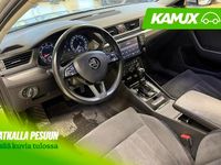 Käytetty Skoda Superb Elegance 150 HP (110 kW) 2017 Hopea / harmaa Farmari