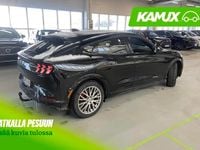 Käytetty Ford Mustang Mach-E Premium 258 kW (351 HP) 2022 Musta Katumaasturi