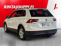Käytetty VW Tiguan Comfortline 150 HP (110 kW) 2017 Valkoinen Katumaasturi