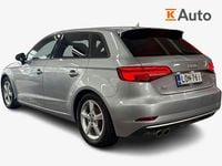 Käytetty Audi A3 Sportback Business 150 HP (110 kW) 2018 Hopea Viistoperä