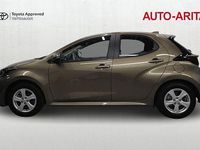 Käytetty Toyota Yaris Active 114 HP (83 kW) 2023 Ruskea (beige) Viistoperä