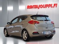 Käytetty Kia Ceed EX 128 HP (94 kW) 2015 Hopea Viistoperä