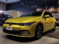 Käytetty VW Golf VIII Style 150 HP (110 kW) 2021 Keltainen Farmari
